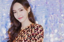 吃瓜娱乐唐嫣是谁,从甜蜜恋情到时尚穿搭，全方位解析她的魅力人生”